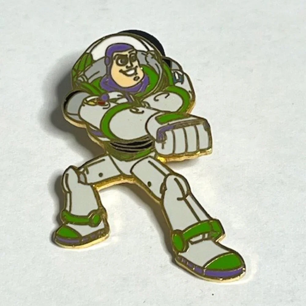 Disney Pixar Toy Story 2002 Buzz Lightyear Lapel Hat Vest Pin Gold Tone 1.5